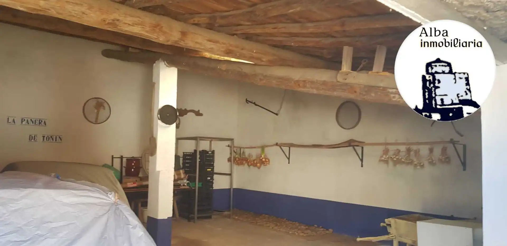 Garaje de alquiler en N/A, -1, Navales