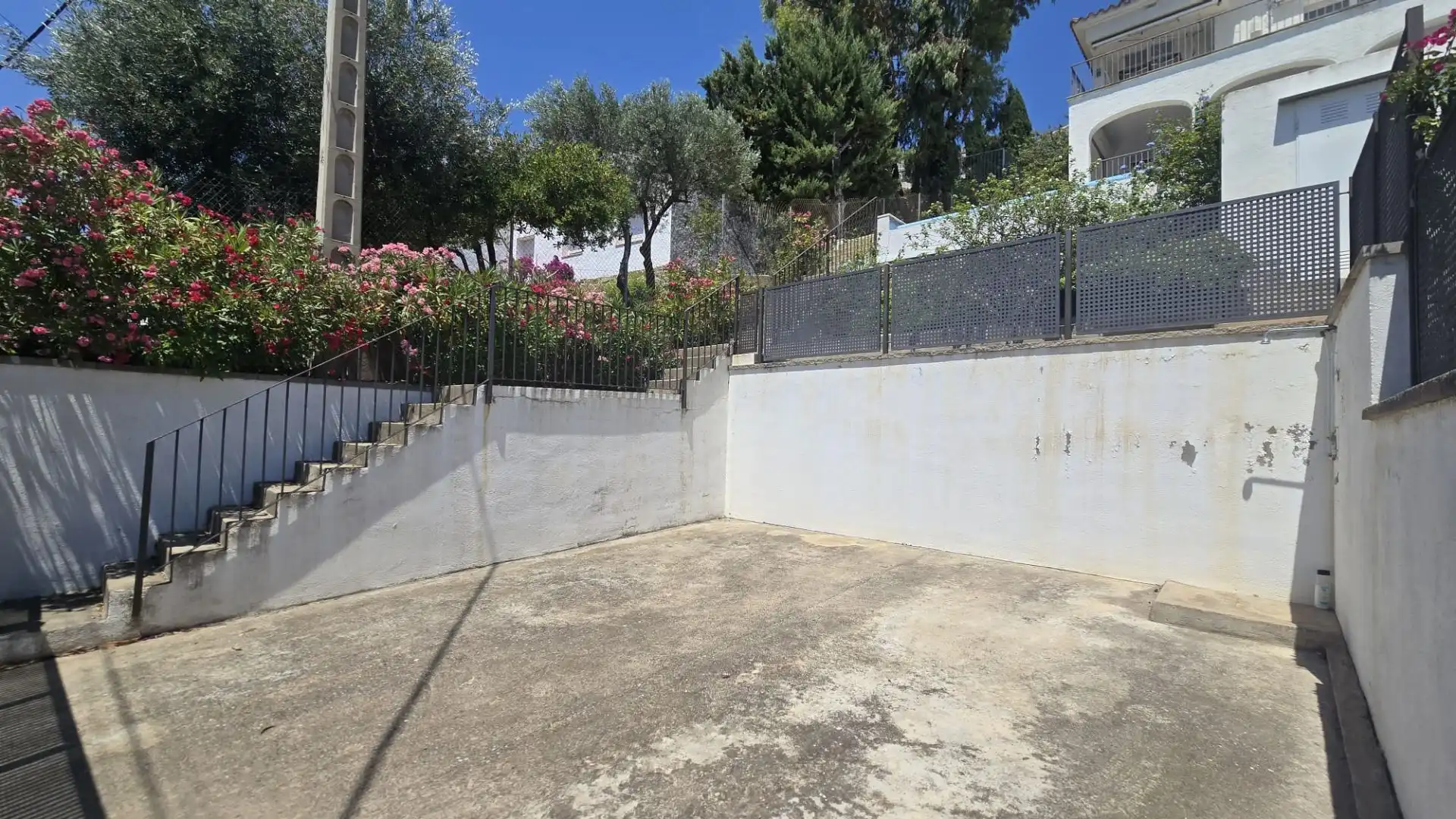 Casa con piscina en venta en diego velasquez 140, imagen 5