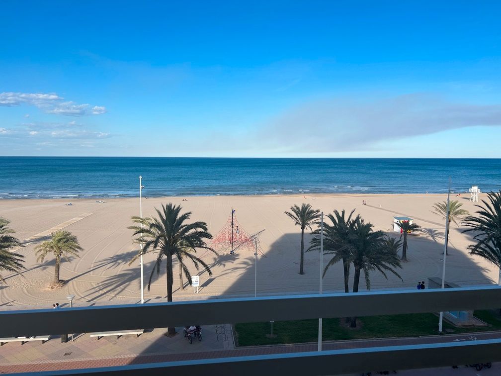 Dormitori de Apartament de lloguer en Gandia amb Terrassa, Moblat i Forn