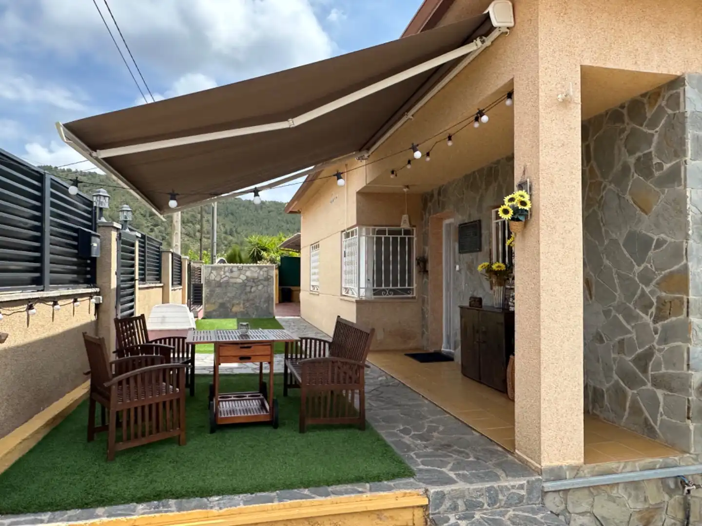 Chalet con jardín en venta en Carrer Garraf 25, imagen 18