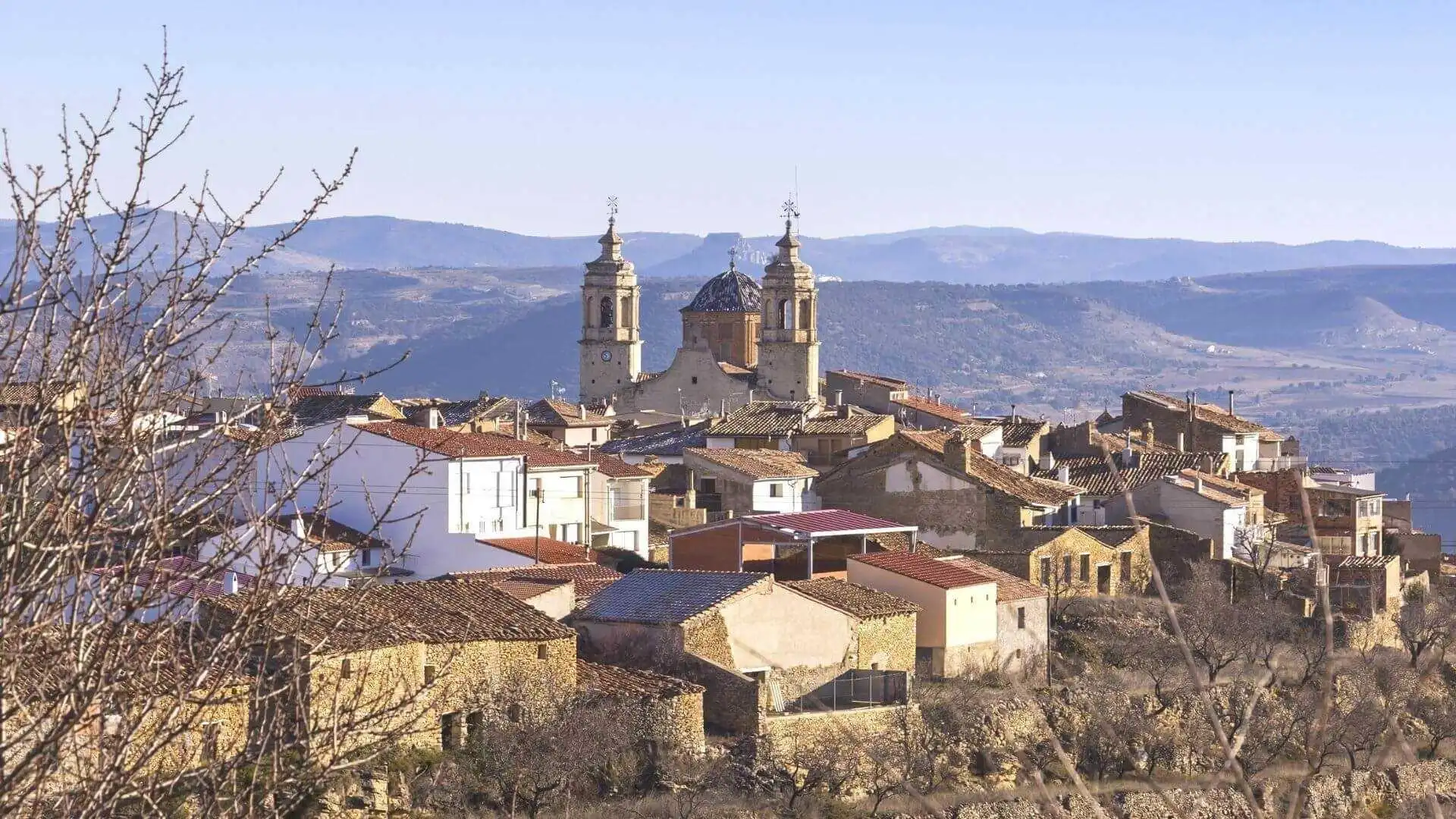 Vista exterior de Casa adosada en venda en Cinctorres