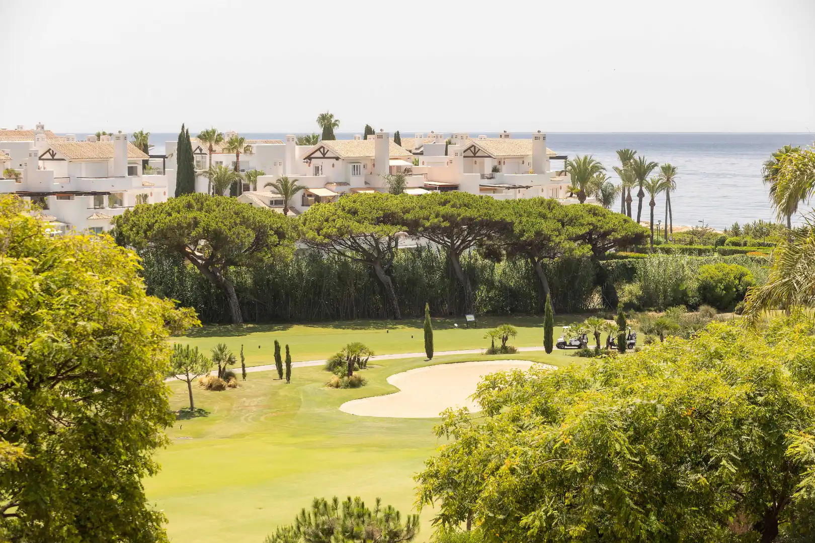 Außenansicht von Dachboden zum Verkauf in Marbella mit Klimaanlage, Heizung und Terrasse
