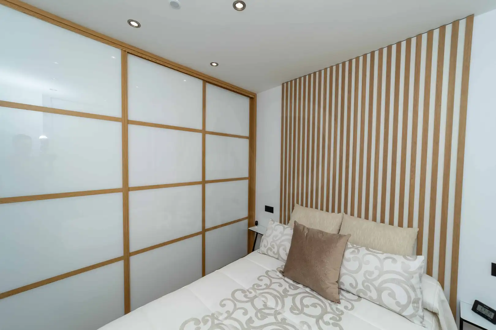 Habitación de Casa o chalet en venta en León Capital  con Calefacción y Terraza