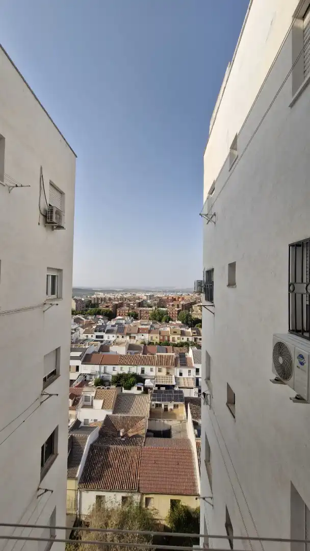 Vista exterior de Pis de lloguer en Jaén amb Aire condicionat, Terrassa i Moblat