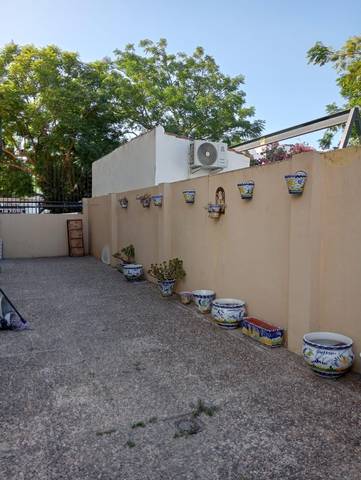 Planta baja en Alquiler en V Centenario - Piletas - Capuchinos