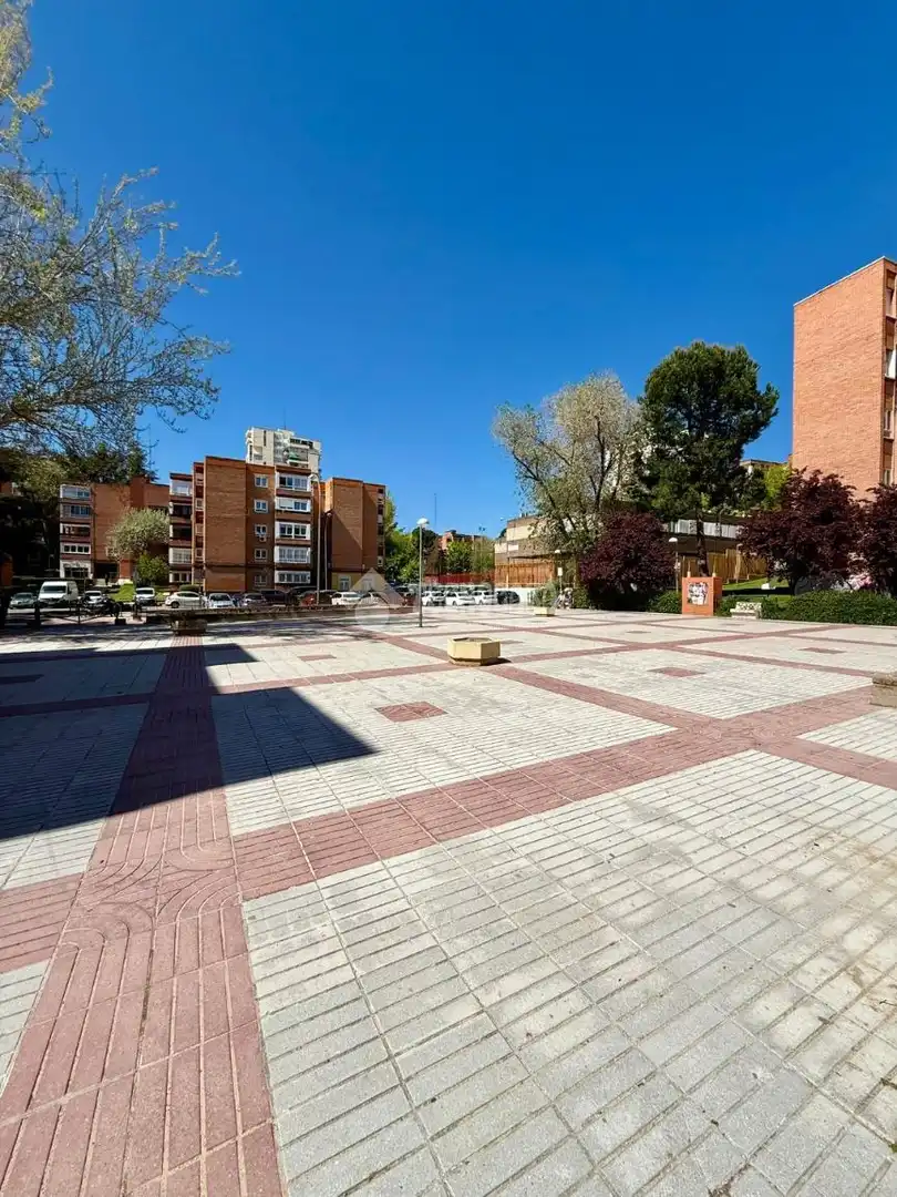Exterior view of Flat for sale in Madrid  with Air Conditioner, Heating and Storage room
