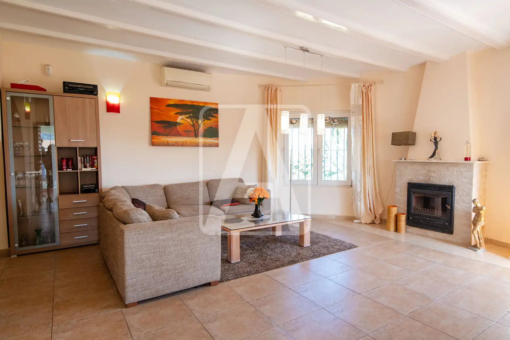 Sala d'estar de Casa o xalet en venda en Moraira amb Aire condicionat, Jardí privat i Terrassa