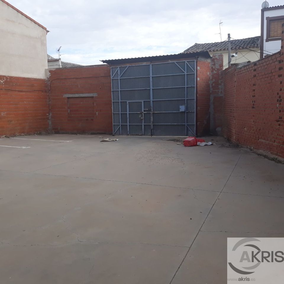 Vista exterior de Nave industrial en venta en La Puebla de Almoradiel