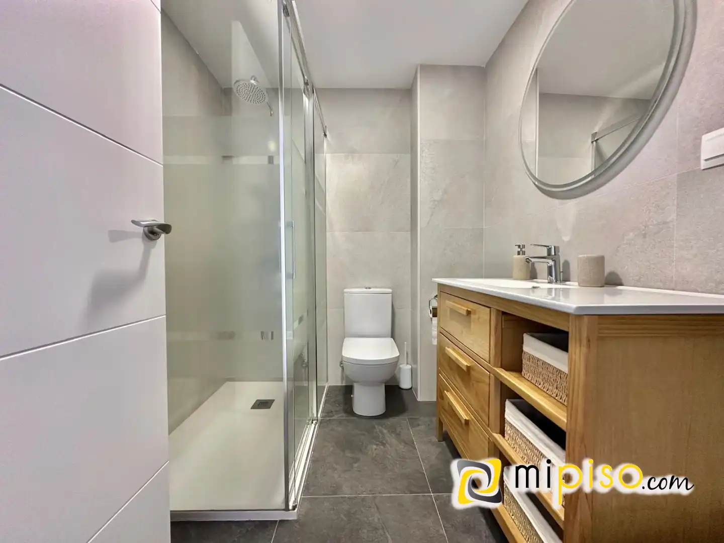 Badezimmer von Wohnung zur Miete in Laredo mit Heizung, Terrasse und Möbliert