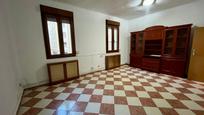 Living room of Flat for sale in  Granada Capital