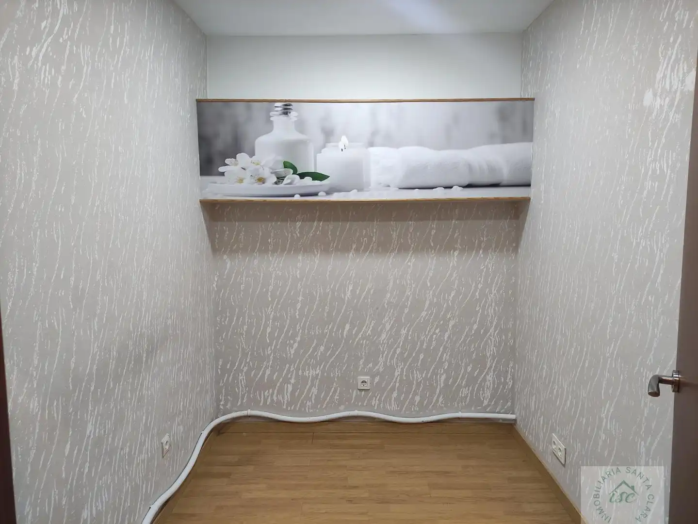 Bedroom of Commercial properties for rent in Bilbao 