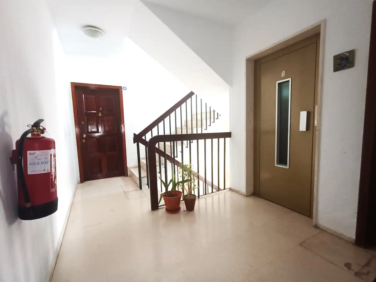 Piso en venta en Sevilla con Aire acondicionado, Terraza y Trastero
