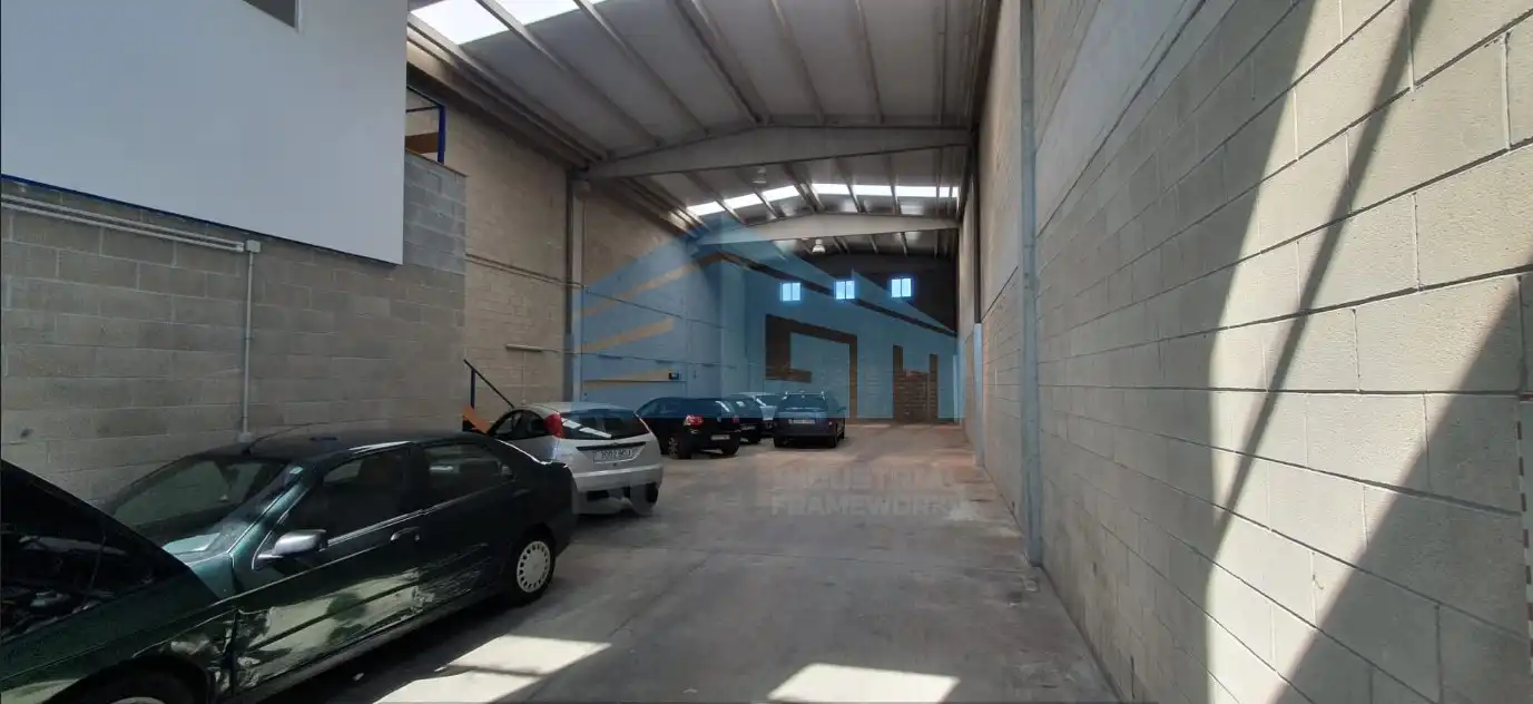 Industriegebäude zur Miete in O Milladoiro