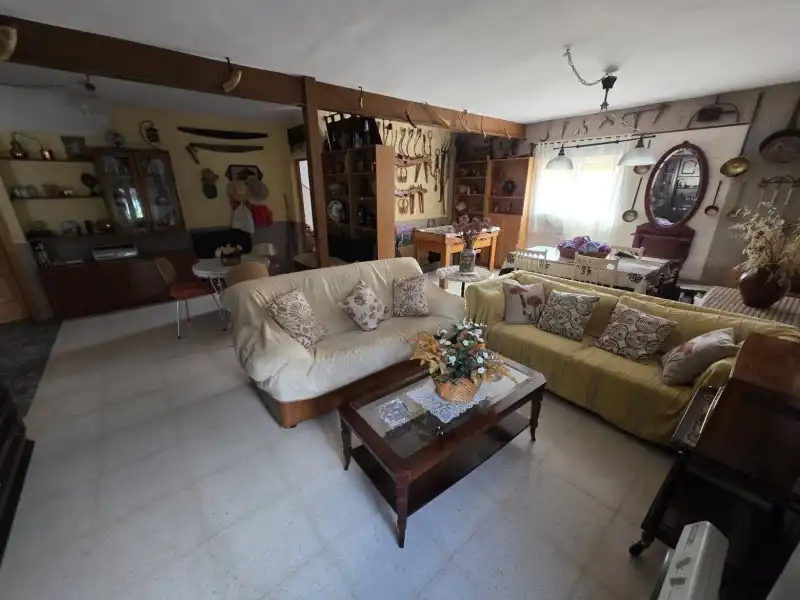 Sala de estar de Casa o chalet en venta en Jarandilla de la Vera con Calefacción y Terraza