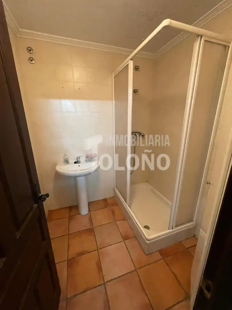 Baño de Casa o chalet en venta en Cuzcurrita de Río Tirón con Calefacción, Jardín privado y Parquet