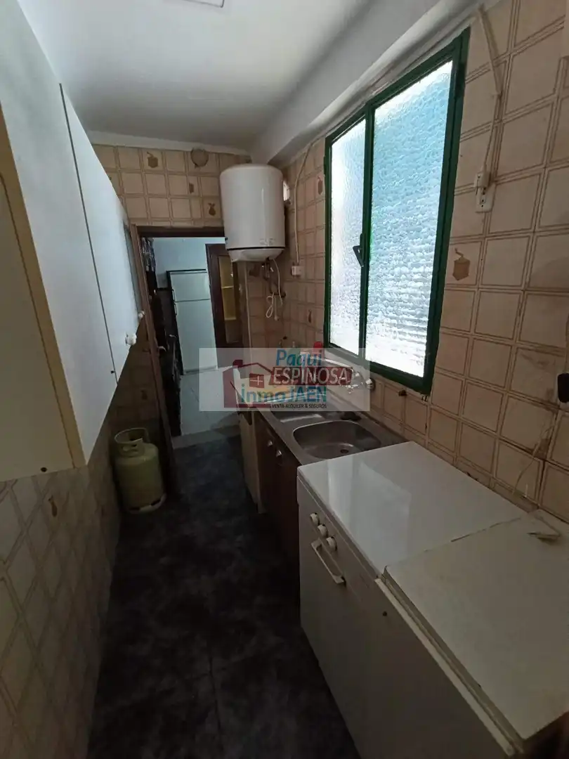 Cuina de Casa o xalet en venda en Torredonjimeno amb Terrassa i Traster