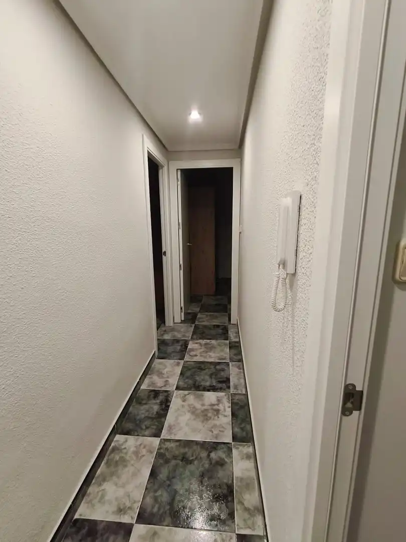 Flat for rent in Elche / Elx  with Air Conditioner, Furnished and Balcony
