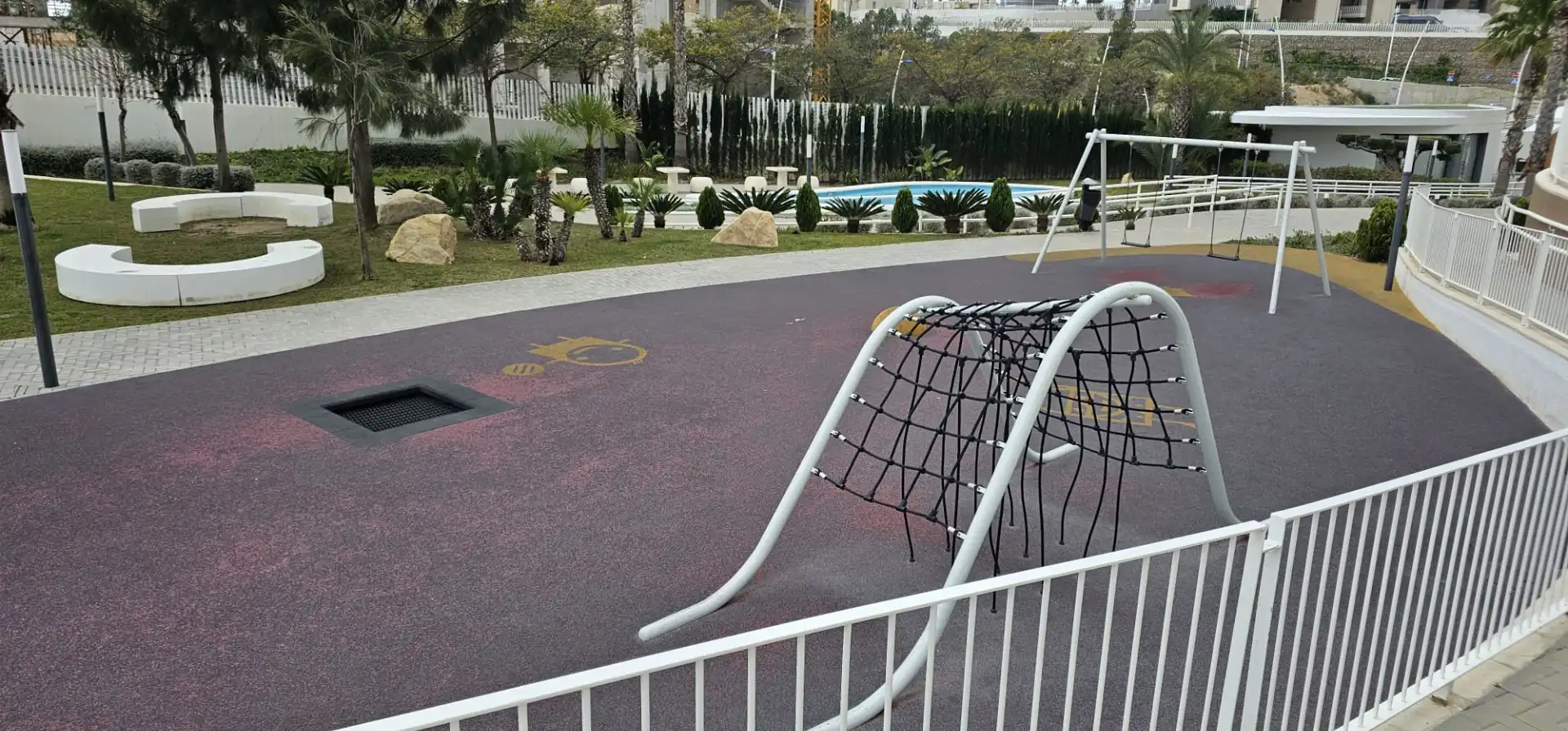 Mini appartamento con piscina in vendita a Avenida República Argentina, imagen 75