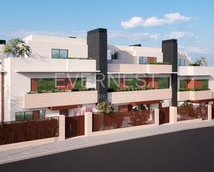 Exterior view of Single-family semi-detached for sale in Pozuelo de Alarcón  with Air Conditioner and Swimming Pool