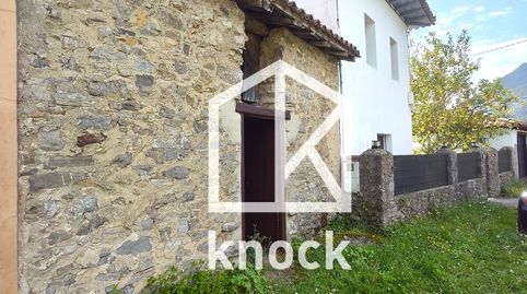 Foto 4 de Casa adosada en venda a Colunga - Barrio Zampudia, Colunga, Asturias