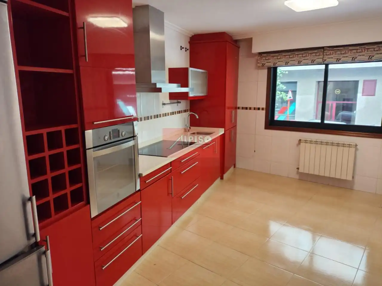 Cuina de Apartament en venda en Ourense Capital  amb Calefacció i Terrassa