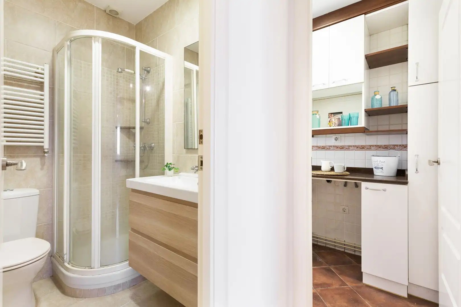 Baño de Piso en venta en L'Hospitalet de Llobregat con Aire acondicionado y Calefacción