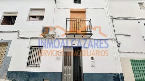 CASA DE 3 PLANTAS CON TERRAZAS, PATIO Y BAJO CUBIERTA DIÁFANO. A POCOS MINUTOS DEL CENTRO, EN VILLACARRILLO, JAÉN