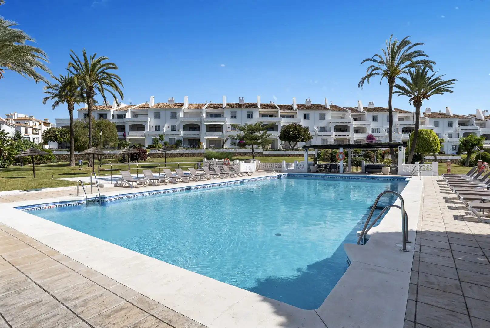 Wohnung mit Pool zum Verkauf in Nueva Andalucía, imagen 23