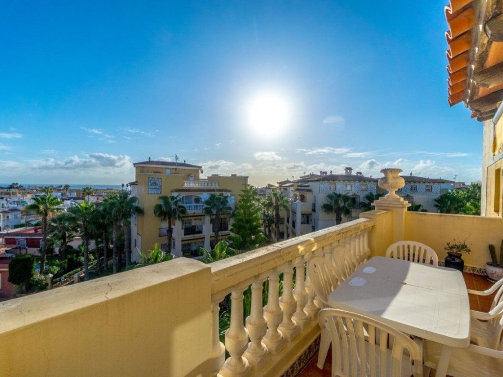 Terrace of Attic for sale in Torrevieja  with Air Conditioner, Private garden and Terrace