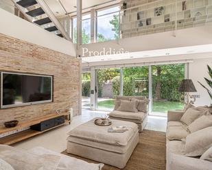 Living room of House or chalet for sale in Sant Cugat del Vallès  with Air Conditioner, Heating and Terrace