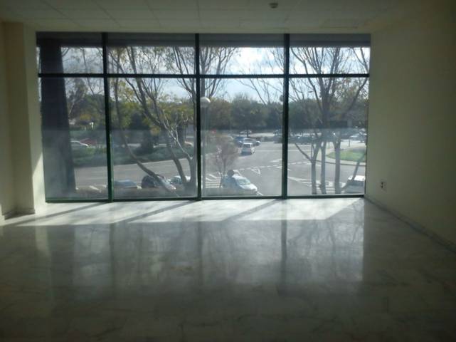 Oficina en Alquiler en Calle Cromo en Parque Atlántico- San Matías