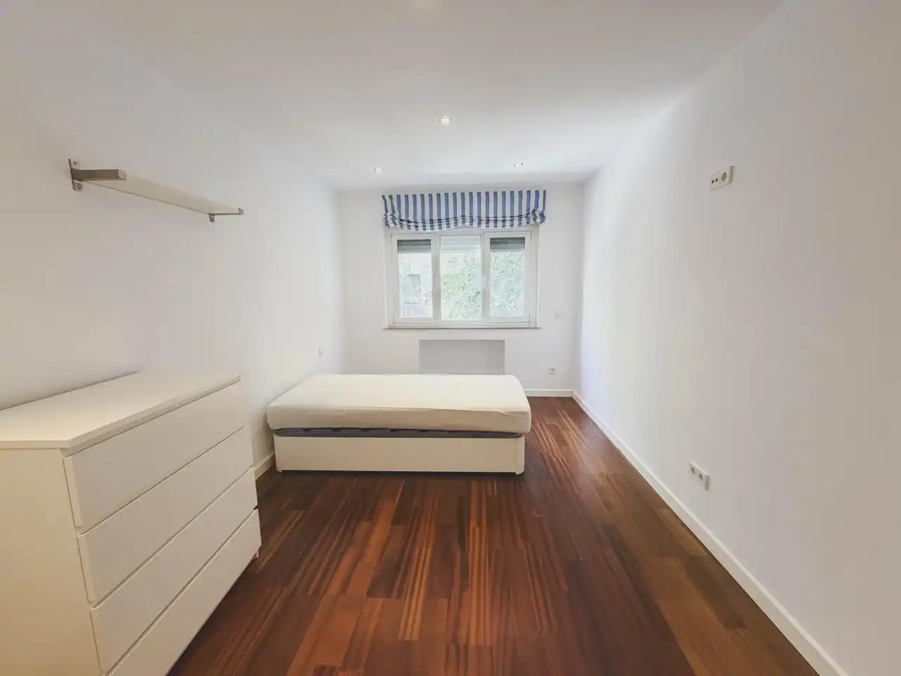 Habitación de Piso en venta en Cádiz con Aire acondicionado, Calefacción y Parquet