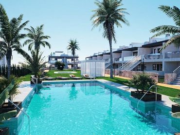 Bungalow mit Pool zum Verkauf in Pilar de la Horadada ciudad