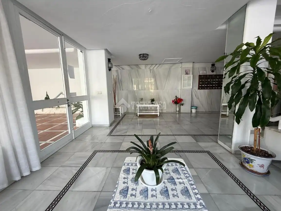 Piso en venta en Benalmádena con Terraza y Piscina comunitaria