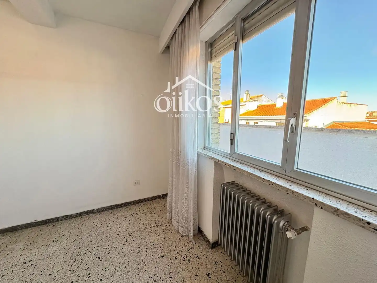 Habitación de Ático en venta en Salamanca con Calefacción, Terraza y Balcón