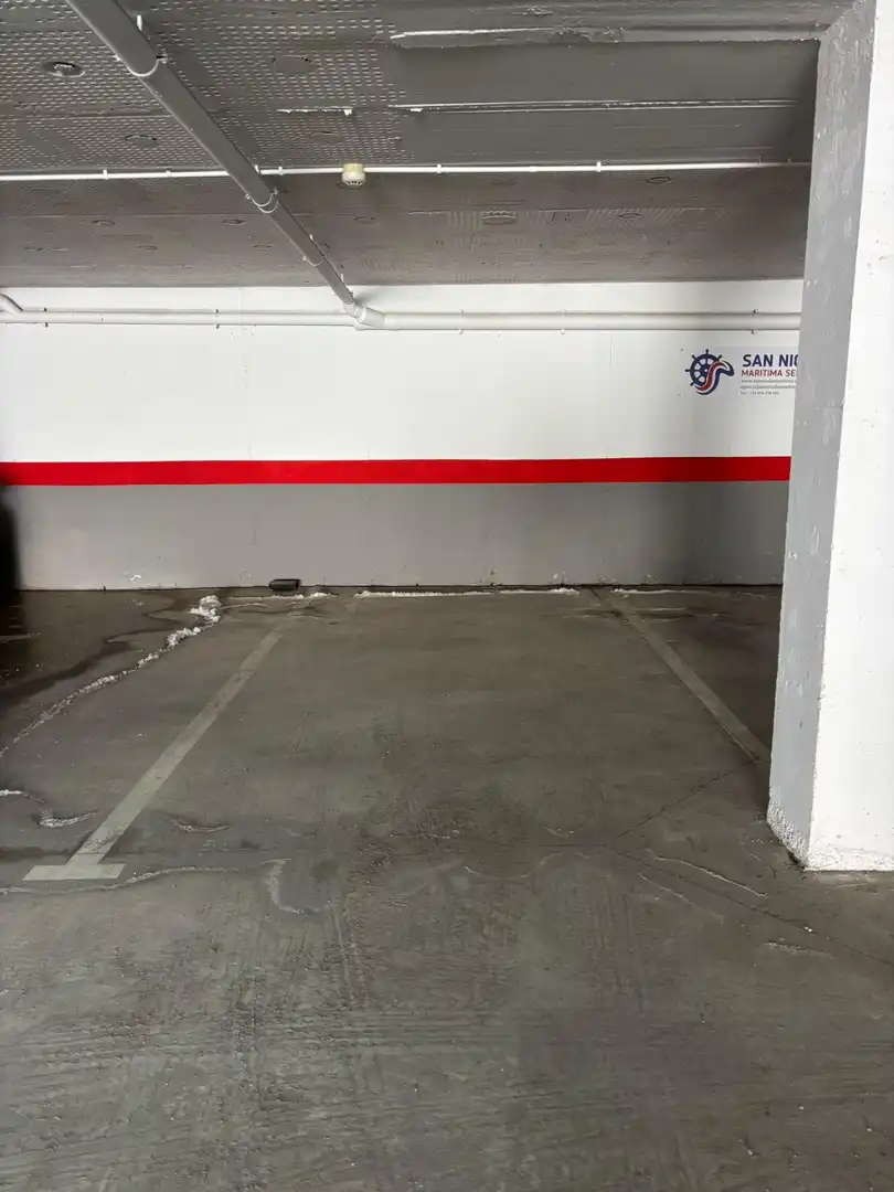 Einzelparkplatz zum Verkauf in Los Barrios