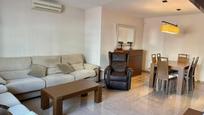 Sala d'estar de Apartament en venda en Pineda de Mar amb Aire condicionat, Terrassa i Traster