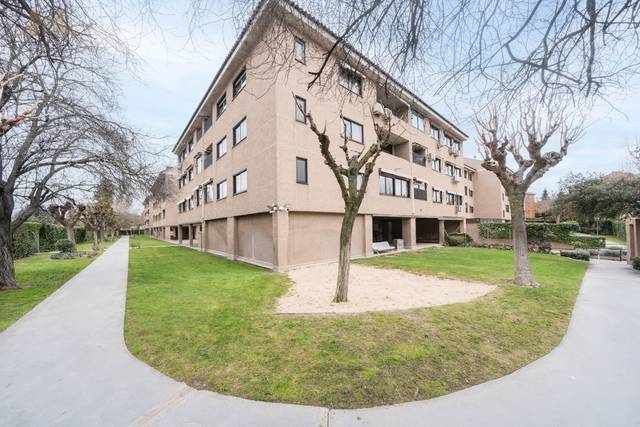 Piso en Venta en Avenida de Pablo VI en Pueblo