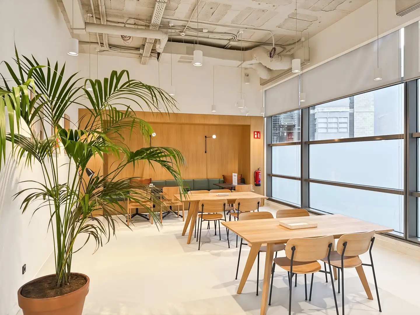 Office for rent in Madrid  with Air Conditioner, Heating and Furnished