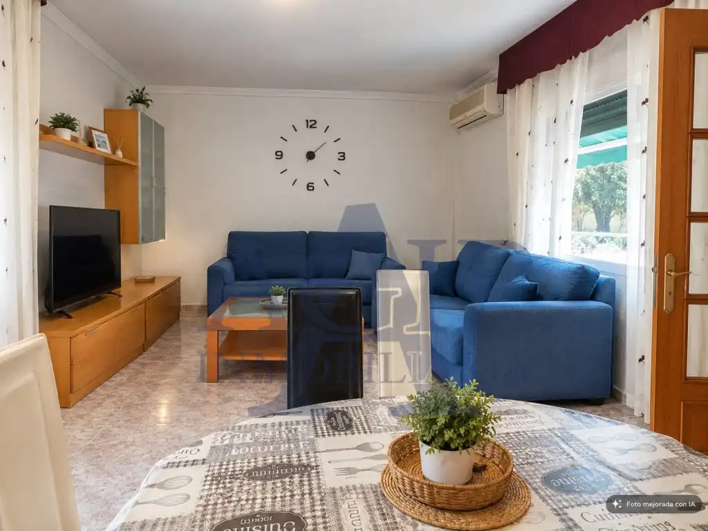Sala de estar de Piso en venta en Nucli Antic