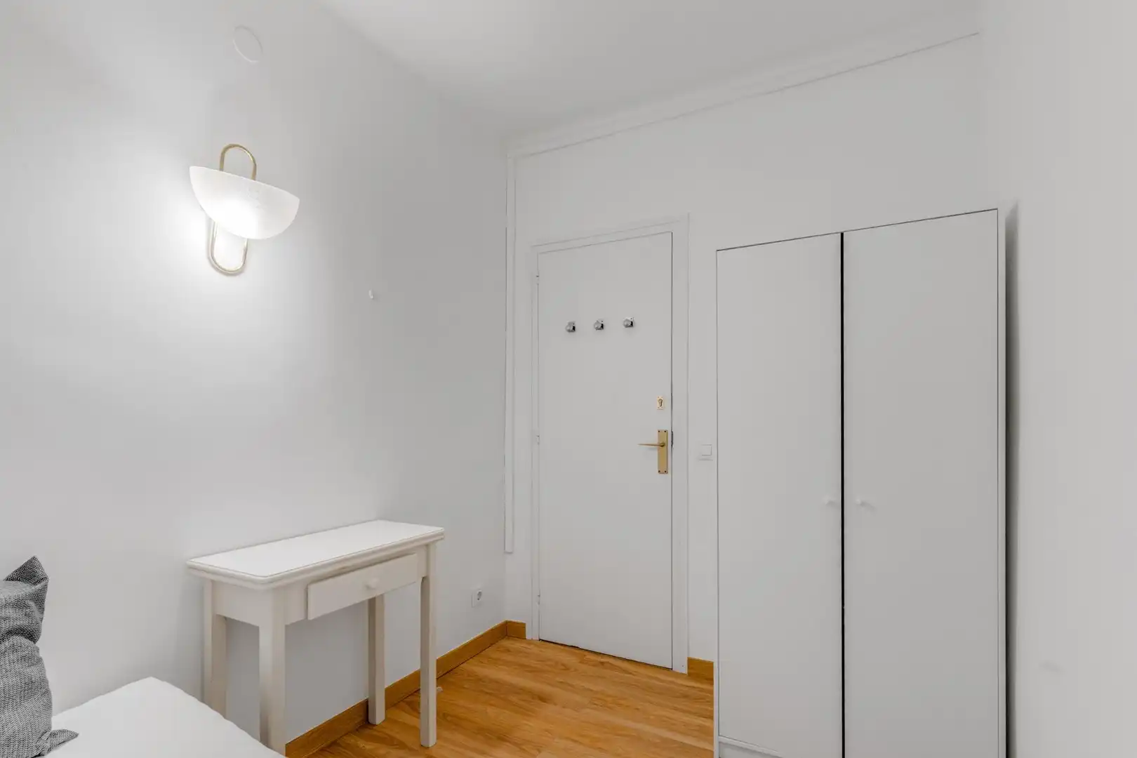 Habitación de Piso en venta en Barcelona con Aire acondicionado y Balcón
