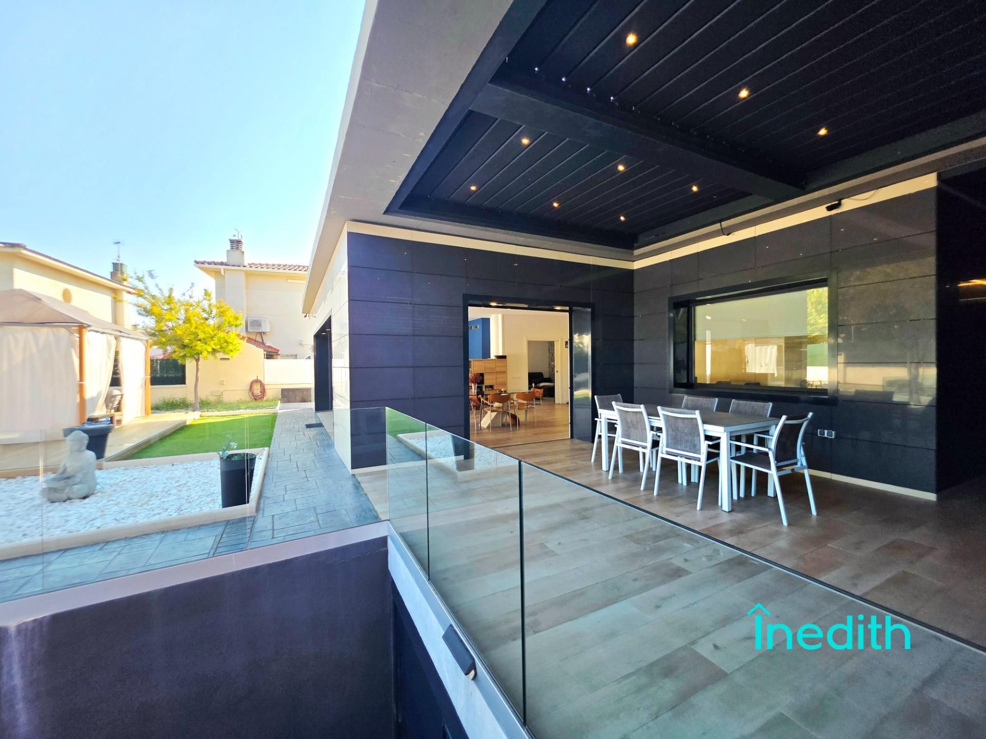 Terrace of House or chalet for sale in Cubelles  with Air Conditioner, Heating and Private garden