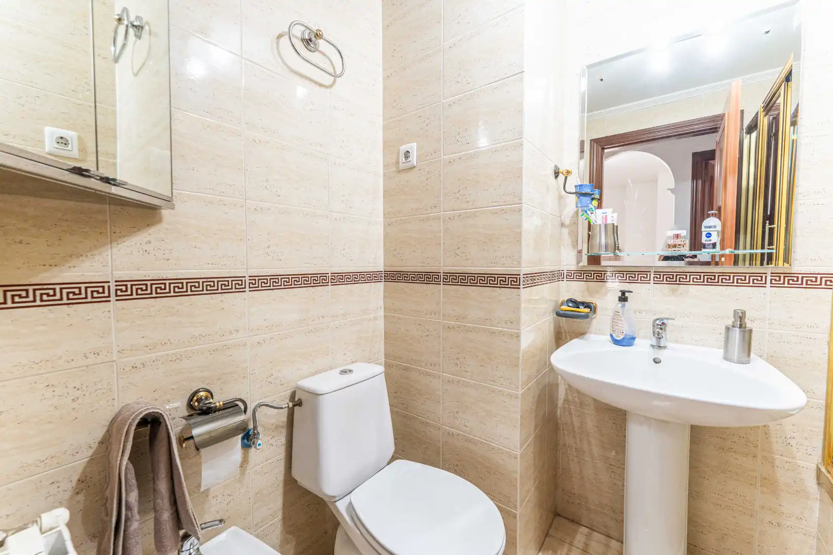 Badezimmer von Maisonette zum Verkauf in Fuenlabrada mit Klimaanlage, Heizung und Terrasse