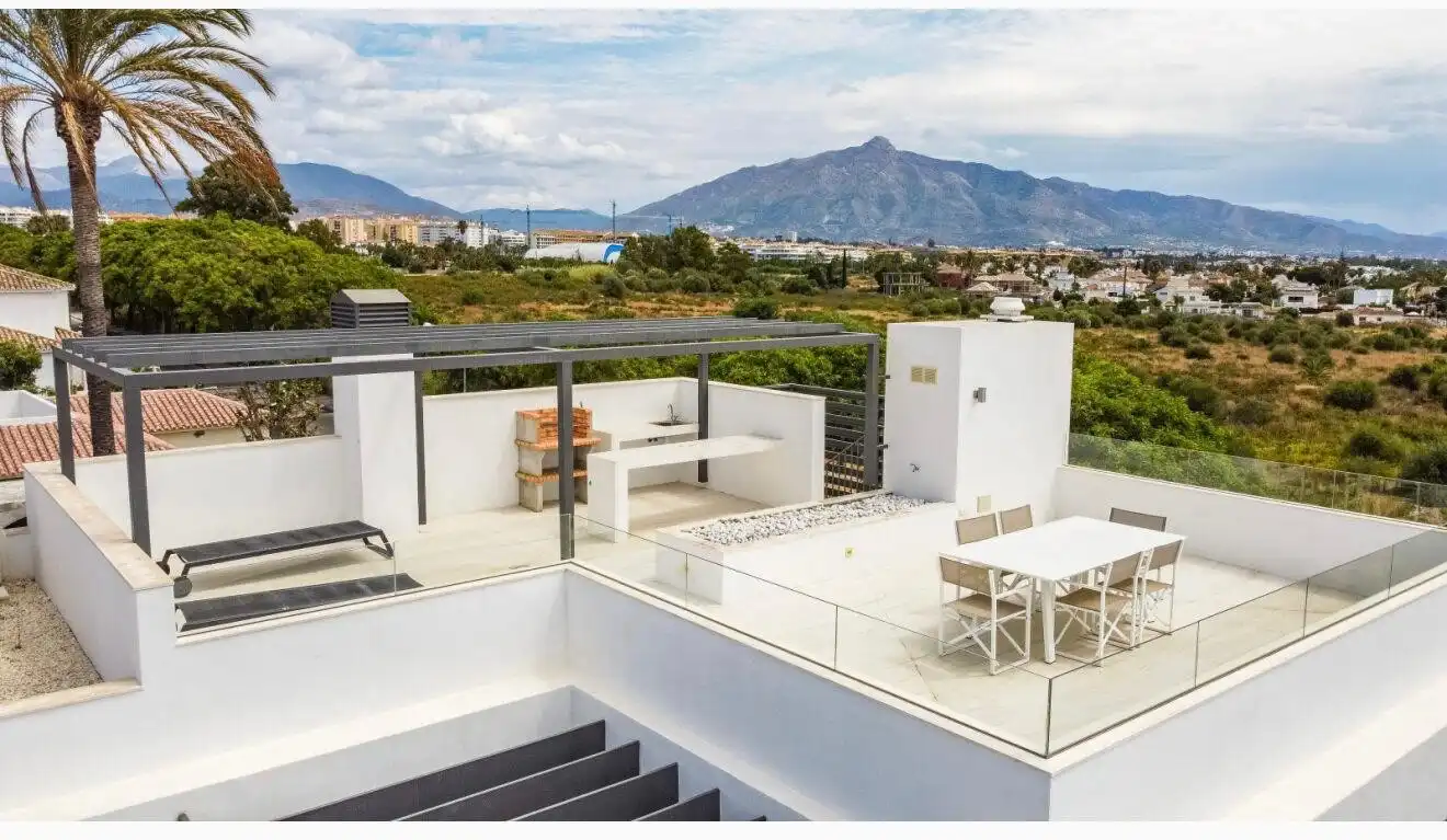 Terrassa de Casa o xalet de lloguer en Marbella amb Aire condicionat, Jardí privat i Terrassa