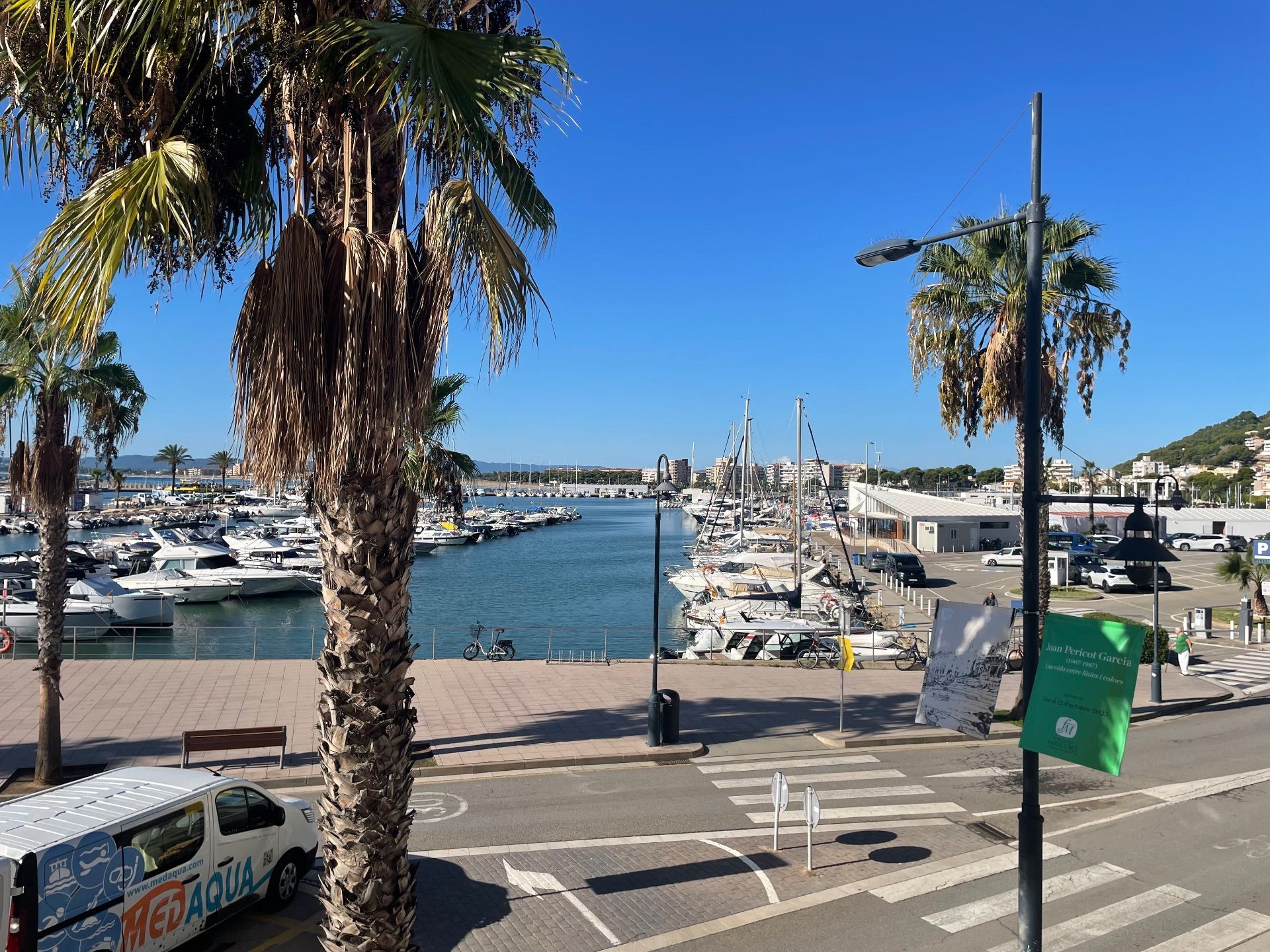 Exterior view of Flat to rent in L'Estartit  with Air Conditioner, Heating and Furnished