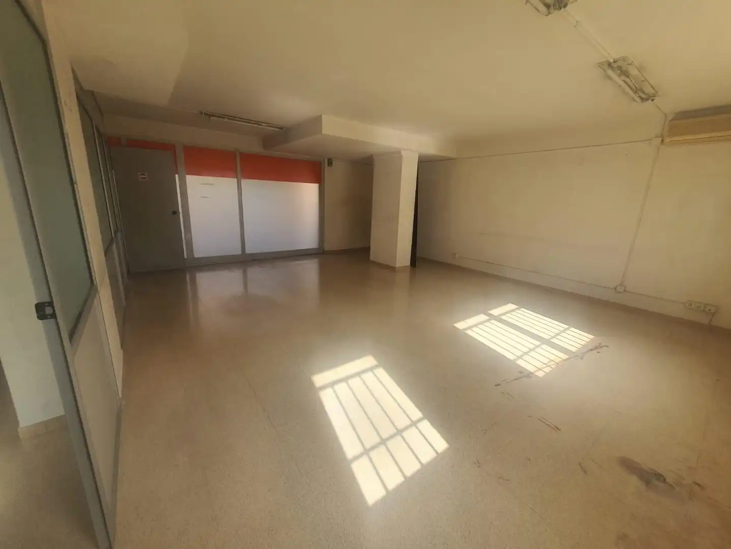 Local commercial à vendre à Martorell, imagen 13