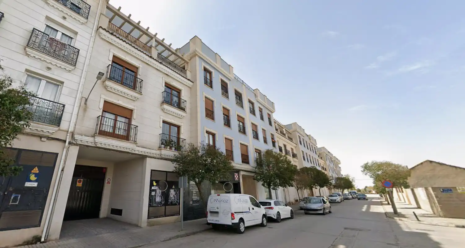 Vista exterior de Piso en venta en Socuéllamos