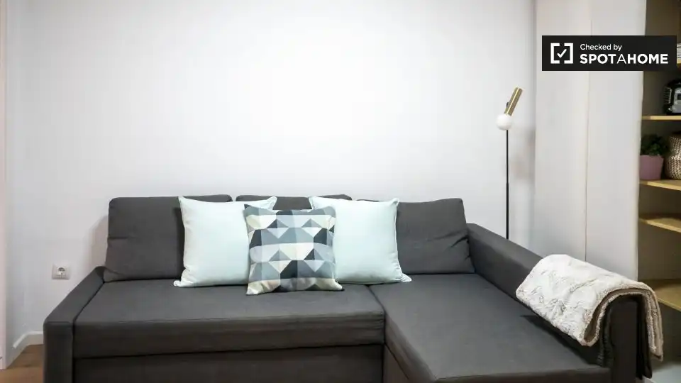 Living room of Flat for rent in Valencia  with Air Conditioner, Heating and Furnished