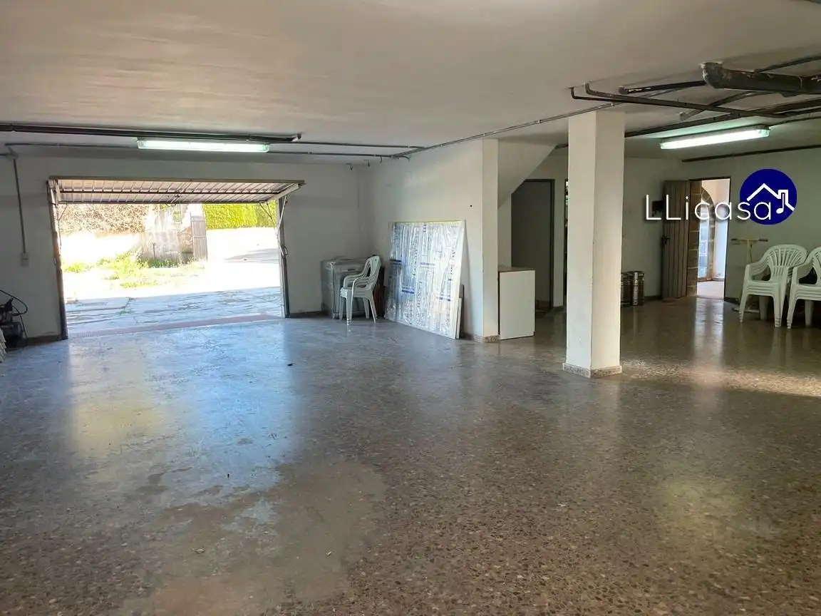 Casa o chalet en venta en La Pobla de Vallbona con Calefacción, Jardín privado y Terraza