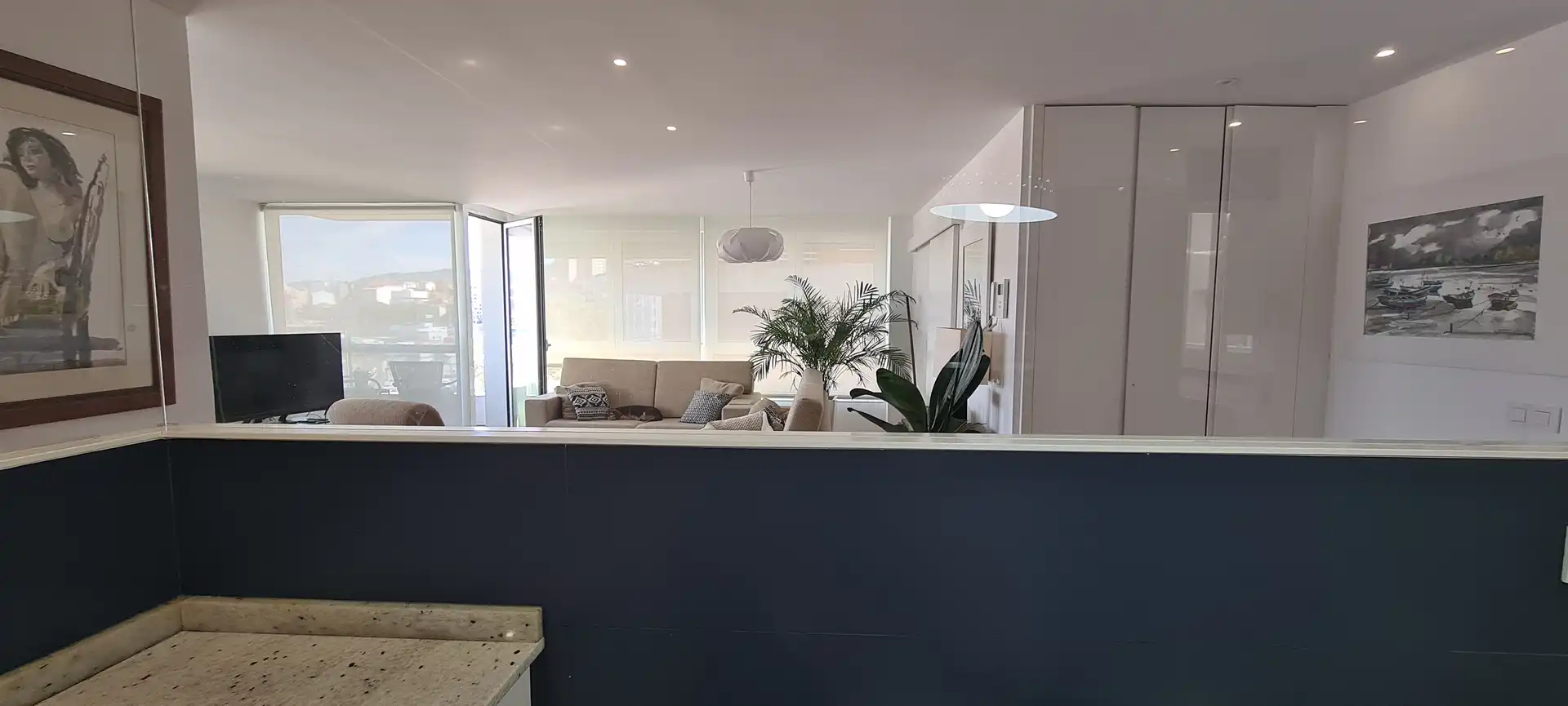 Sala de estar de Piso de alquiler en Vigo  con Calefacción, Parquet y Amueblado